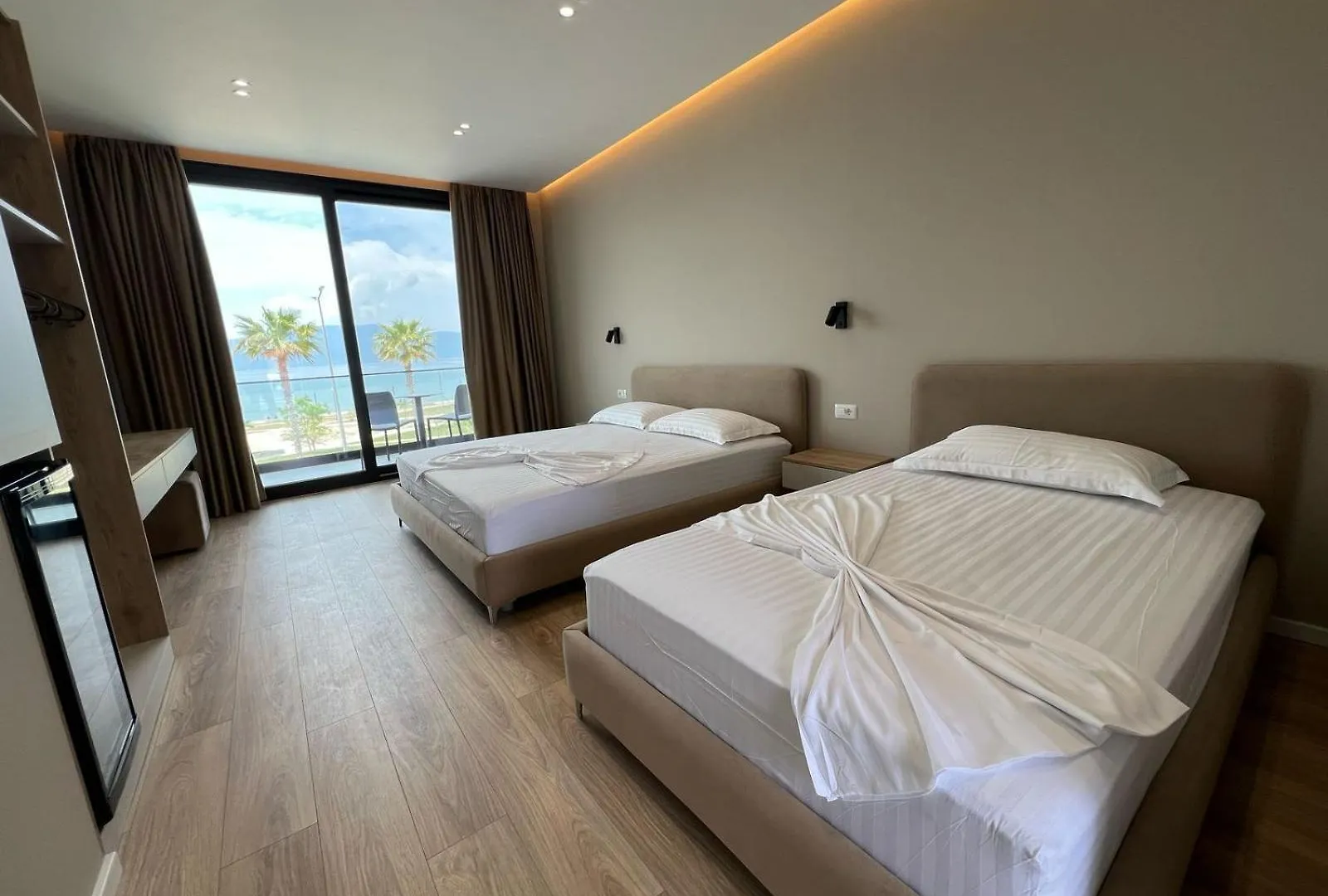 Villa Blu Vlorë 招待所